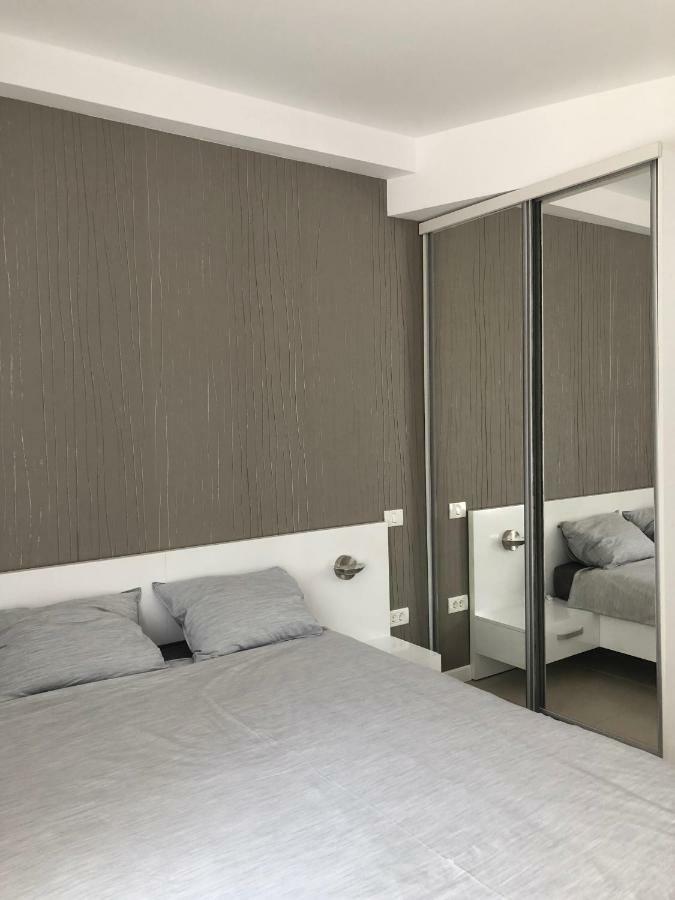 Le Reve Apartment Mamaia Nord Esterno foto